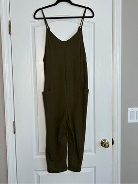 Olive Green Spaghetti Strap Jumpsuit with Pockets